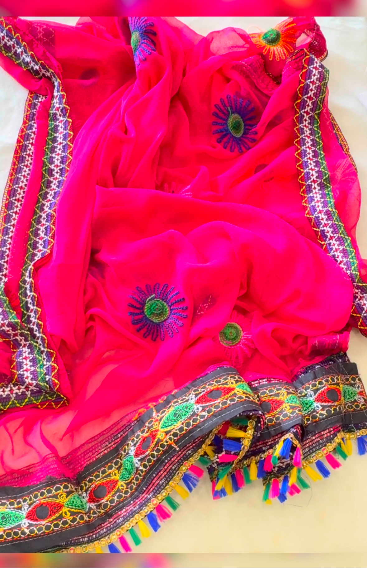 Chiffon Kutchhi work White Dupatta